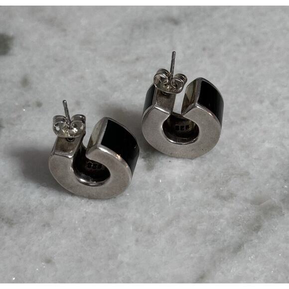 Vintage Sterling Silver Black Onyx Inlay Chunky Small Hoop Earrings - Picture 5 of 7